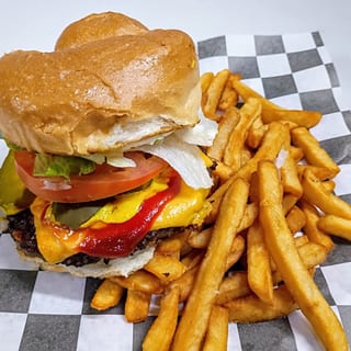 Classic Cheeseburger