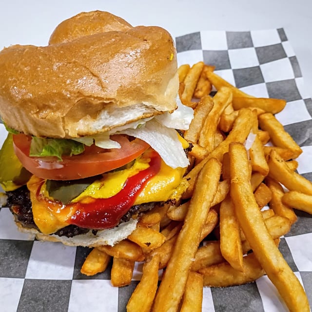 Classic Cheeseburger.
